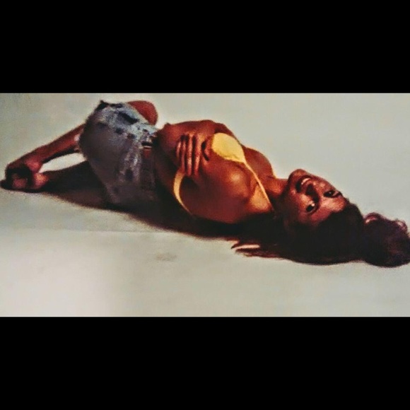 Meet your Posher, Suzi/ POSHMARK Ambassador/ Top 10% SELLER - Picture 11 of 16